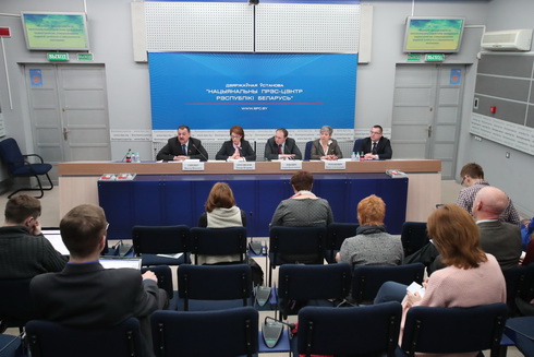 На пресс-конференции по реализации декрета №1