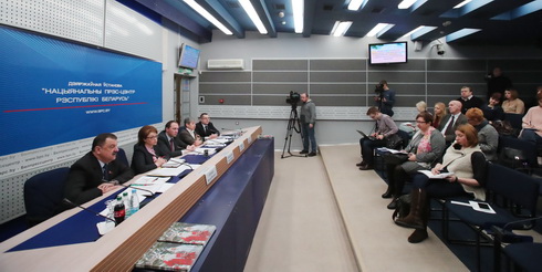 На пресс-конференции по реализации декрета №1